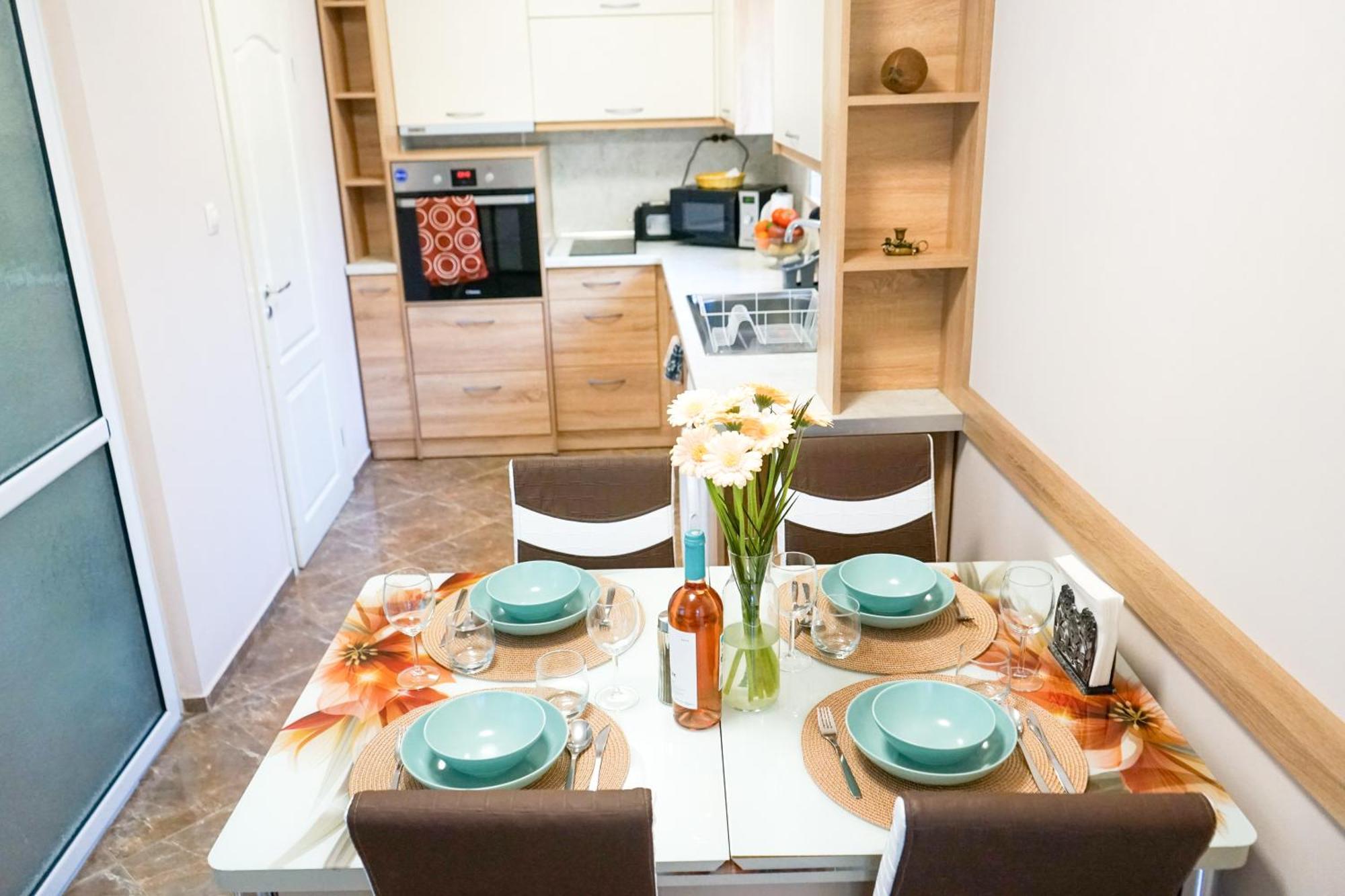 Comfortable 2Br Urban Getaway In City Center プロヴディフ エクステリア 写真